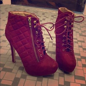 Bordeaux High heel booties